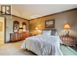 7 LAKEGATE Drive - 31