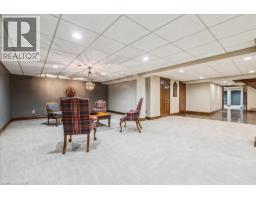 7 LAKEGATE Drive - 35