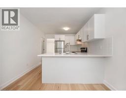81 WOODMAN Drive N - 2