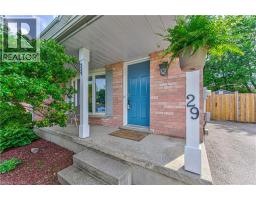 29 BENESFORT Drive - 4