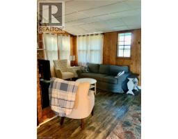7 WILLOW Avenue - 13