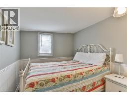 7 WILLOW Avenue - 15