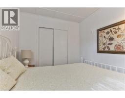 7 WILLOW Avenue - 17