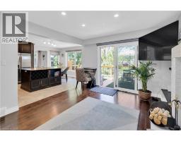 64 WOODVIEW Crescent - 14