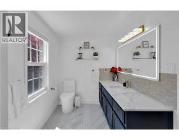64 WOODVIEW Crescent - 27