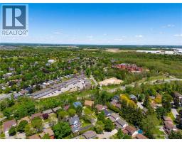 64 WOODVIEW Crescent - 50