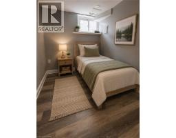 36 BRIGHTON Avenue - 36