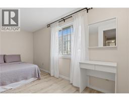 255 NORTHLAKE Drive UnitNo. 15 - 13