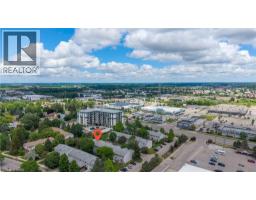 255 NORTHLAKE Drive UnitNo. 15 - 31