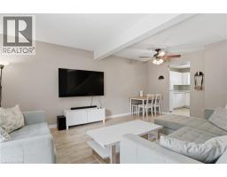 255 NORTHLAKE Drive UnitNo. 15 - 8