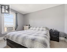422 LOCK Street W - 15