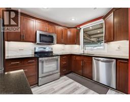 14 CAMBRIDGE Avenue - 18