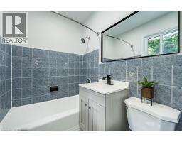 7 PUTNEY Road - 21