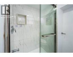 7 PUTNEY Road - 35