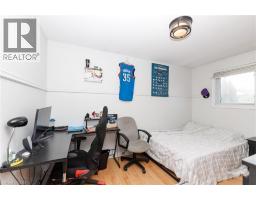 25 WARKDALE Drive - 9