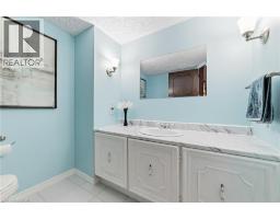 644 LOMOND Crescent - 29