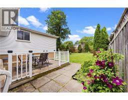 644 LOMOND Crescent - 31