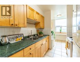 966 INVERHOUSE Drive UnitNo. 802 - 15