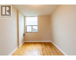966 INVERHOUSE Drive UnitNo. 802 - 18