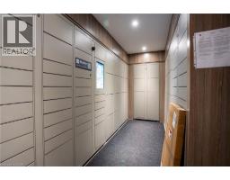 966 INVERHOUSE Drive UnitNo. 802 - 33
