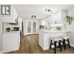 530 PENNY Lane - 14