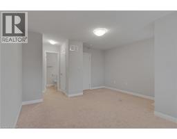 53 AQUARIUS Crescent - 17