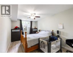 907 DOON VILLAGE Road - 35