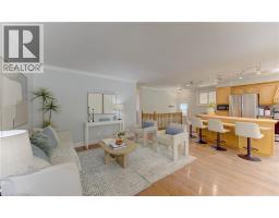 55 SOUTHWOOD Drive - 15