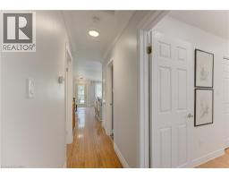 55 SOUTHWOOD Drive - 32