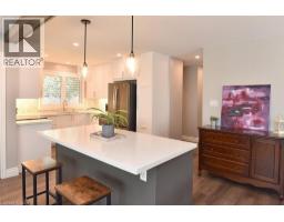 7 MONARCH Court - 12