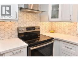 7 MONARCH Court - 17