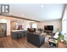 7 MONARCH Court - 4