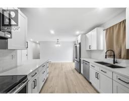 12 MAIN Street W - 9