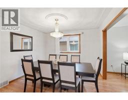 6 ROYCE Avenue - 10