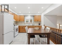 6 ROYCE Avenue - 13