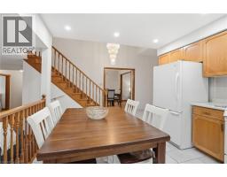 6 ROYCE Avenue - 16