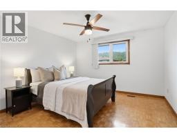 6 ROYCE Avenue - 28