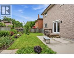 6 ROYCE Avenue - 44
