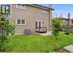 6 ROYCE Avenue - 47