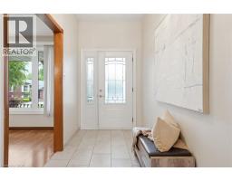 6 ROYCE Avenue - 5