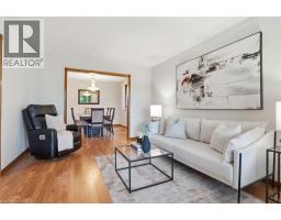 6 ROYCE Avenue - 9