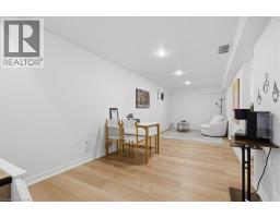 275 FALCONRIDGE Drive - 33