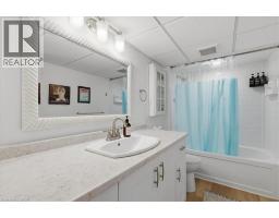 275 FALCONRIDGE Drive - 40