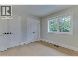 33 TYRELL Street - 21