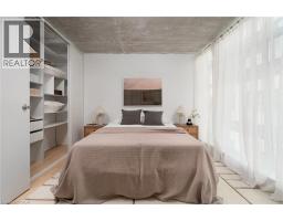 388 W RICHMOND Street W UnitNo. 906 - 24