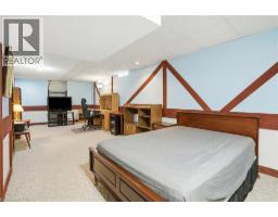 33 STEVENS Drive - 32