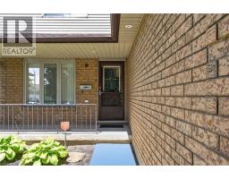 45 OSSINGTON Drive - 4