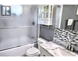 541 PARKVIEW Crescent - 11