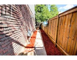 541 PARKVIEW Crescent - 16