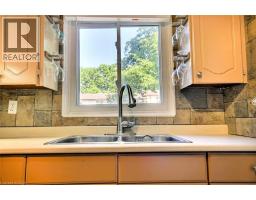 541 PARKVIEW Crescent - 9